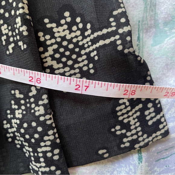 Dark grey printed Gap pleated skirt with lining size 14 - Picture 10 of 10